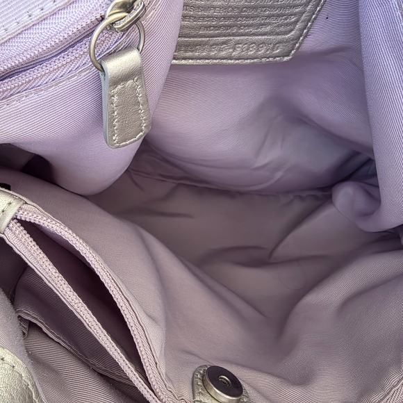 Elegant Coach Silver- Gray Tote Bag Violet Lining - Picture 8 of 14